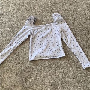 Brand new, never worn crop top